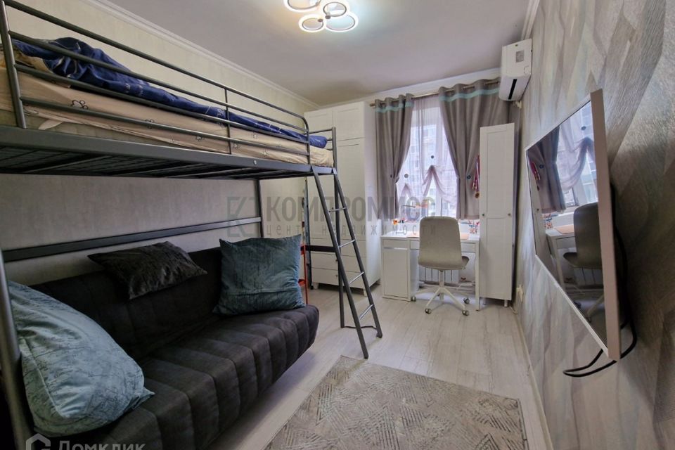 Продаётся 3-комнатная квартира, 58.6 м²