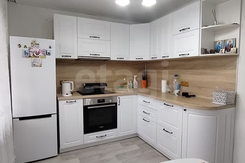 Продаётся 3-комнатная квартира, 62.6 м²