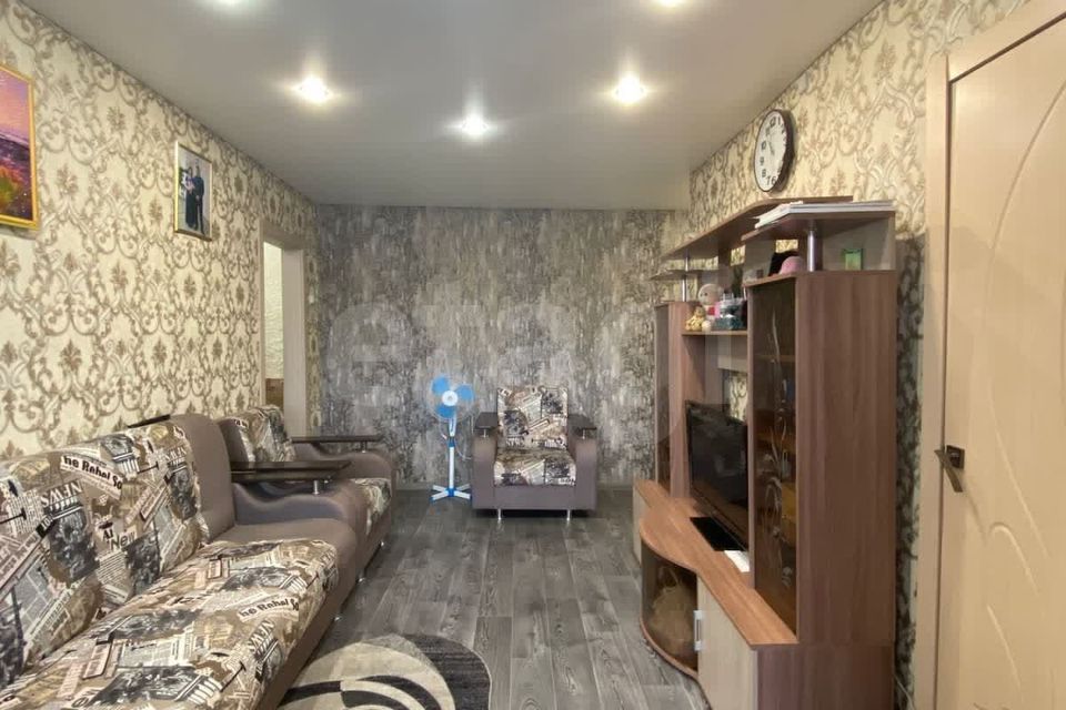 Продаётся 3-комнатная квартира, 53.8 м²