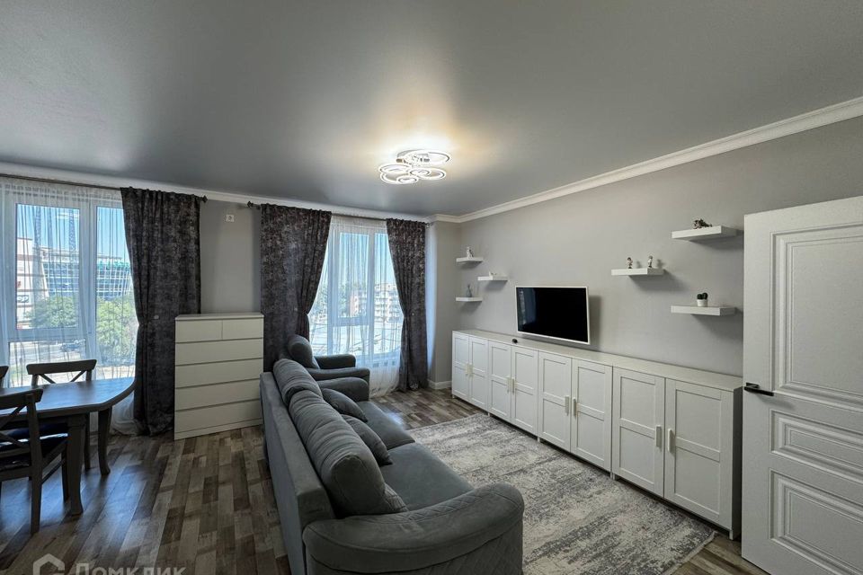 Сдаётся 1-комнатная квартира, 42 м²