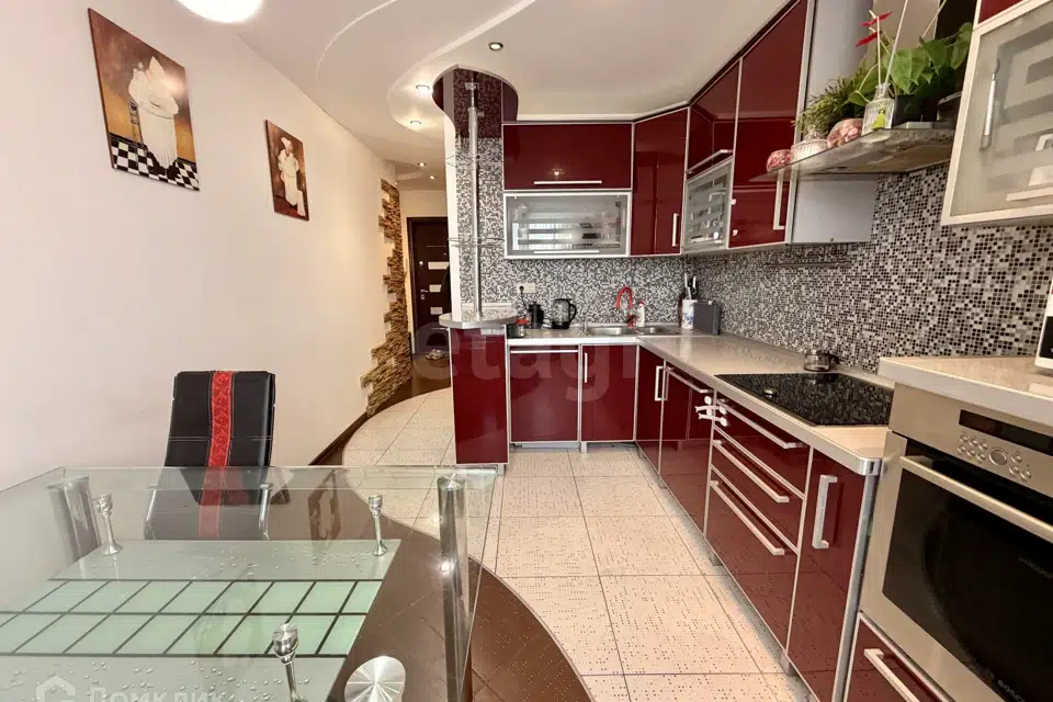 Продаётся 2-комнатная квартира, 61.2 м²