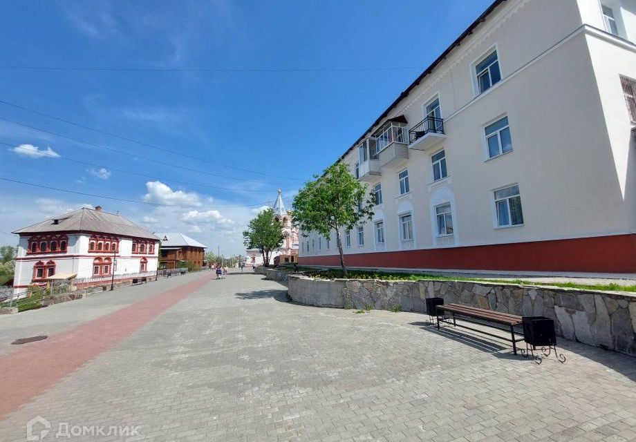 Продаётся 2-комнатная квартира, 57.6 м²