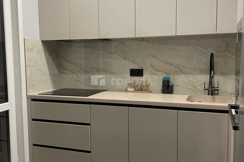 Продаётся 2-комнатная квартира, 56 м²