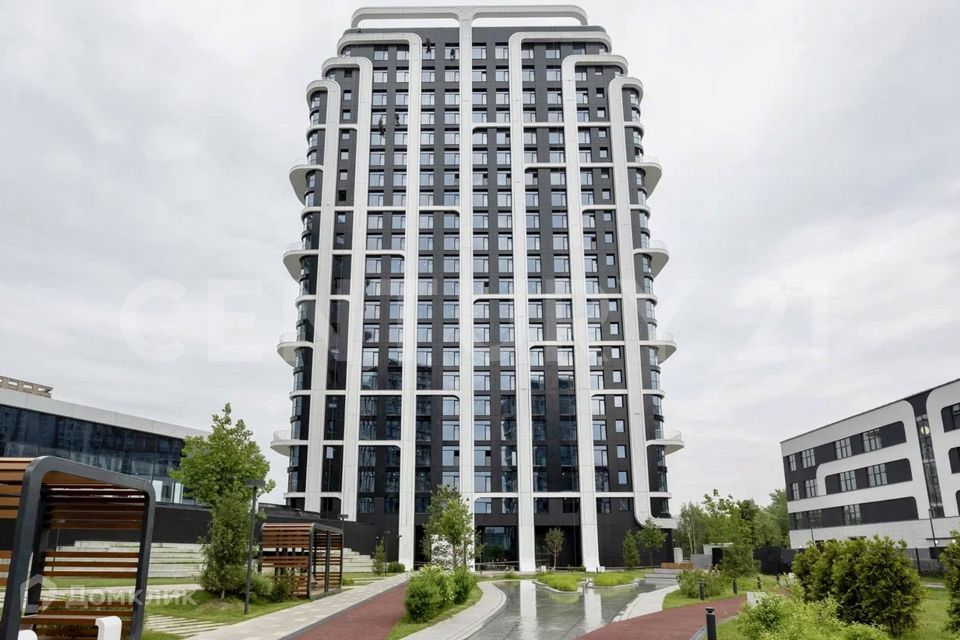 Продаётся 2-комнатная квартира, 81.3 м²