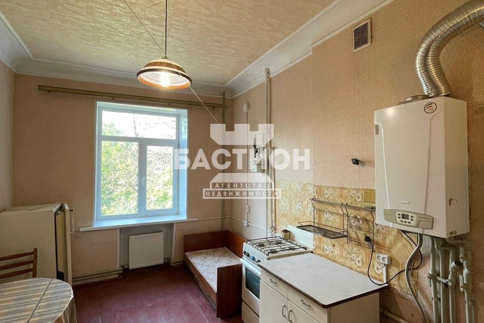Продаётся 1-комнатная квартира, 46 м²