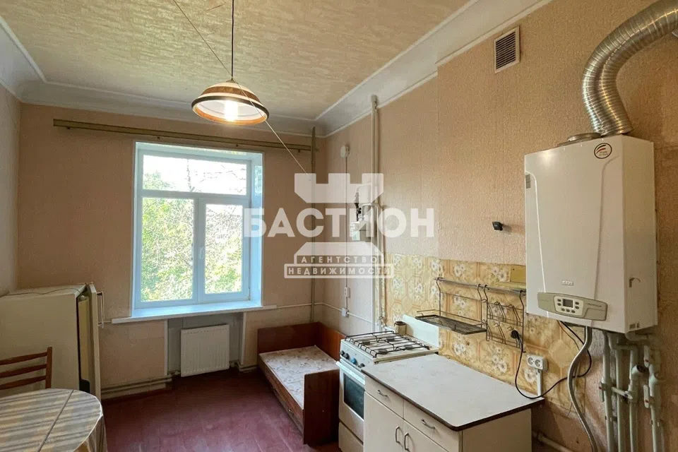 Продаётся 1-комнатная квартира, 46 м²