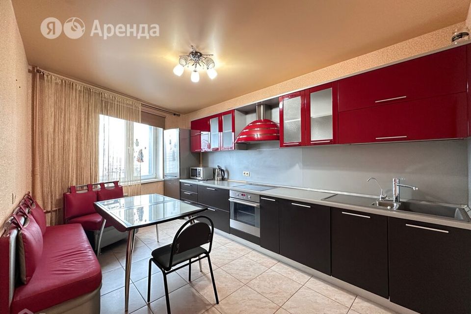 Сдаётся 2-комнатная квартира, 57 м²