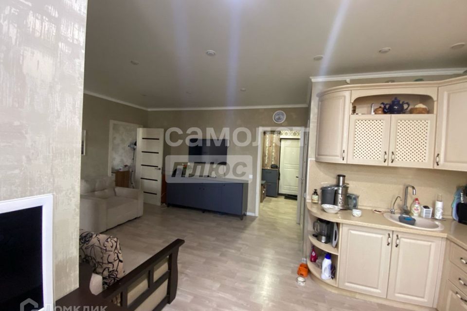 Продаётся 2-комнатная квартира, 62 м²