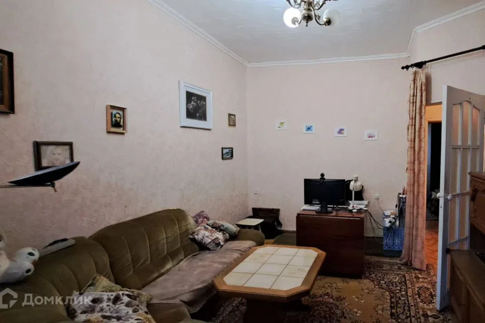 Продаётся 3-комнатная квартира, 73 м²