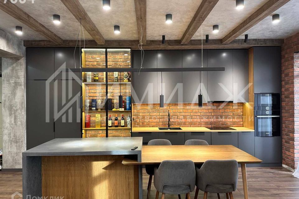 Продаётся 2-комнатная квартира, 56 м²
