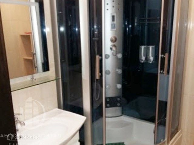 Сдаётся 1-комнатная квартира, 49 м²