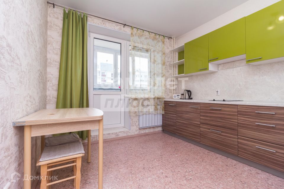 Продаётся 1-комнатная квартира, 37 м²