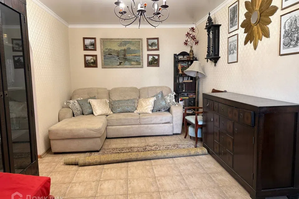 Продаётся 3-комнатная квартира, 54.6 м²
