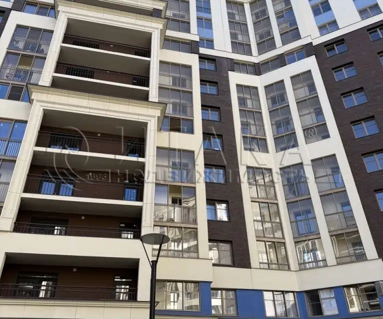 Продаётся 2-комнатная квартира, 74.3 м²