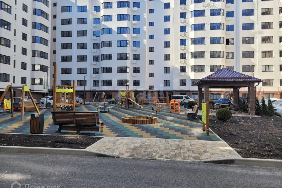 Продаётся 2-комнатная квартира, 75.2 м²