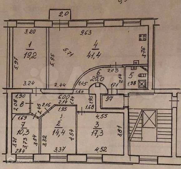Продаётся 4-комнатная квартира, 130.5 м²