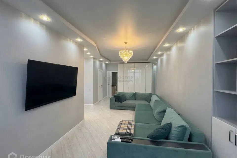 Продаётся 2-комнатная квартира, 65.7 м²