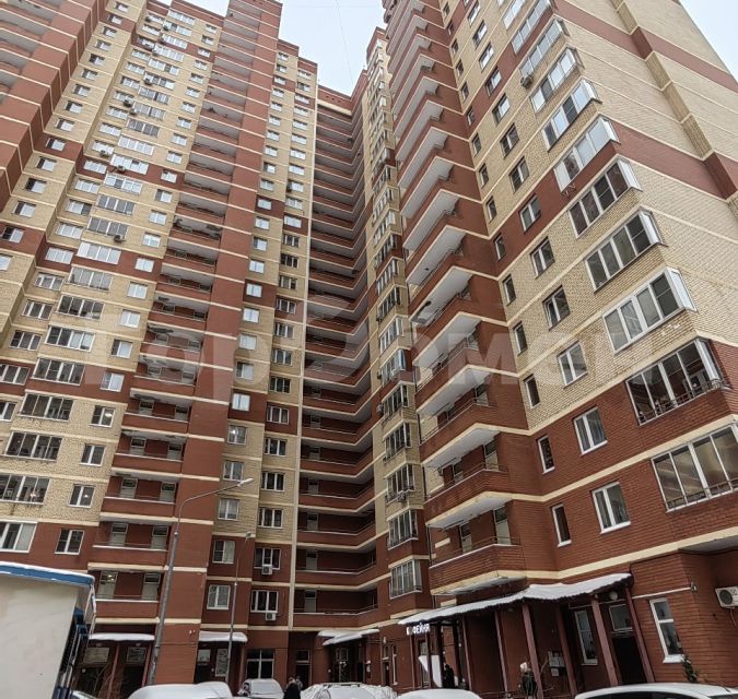 Продаётся 3-комнатная квартира, 77.6 м²