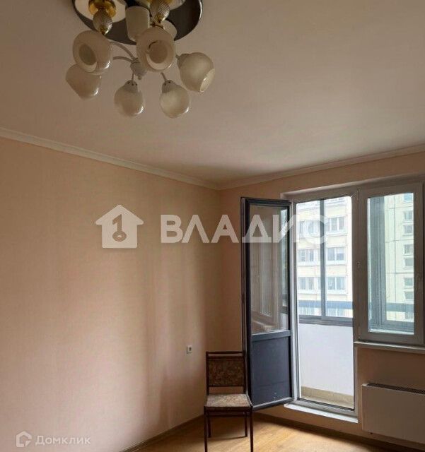 Продаётся 1-комнатная квартира, 37.6 м²