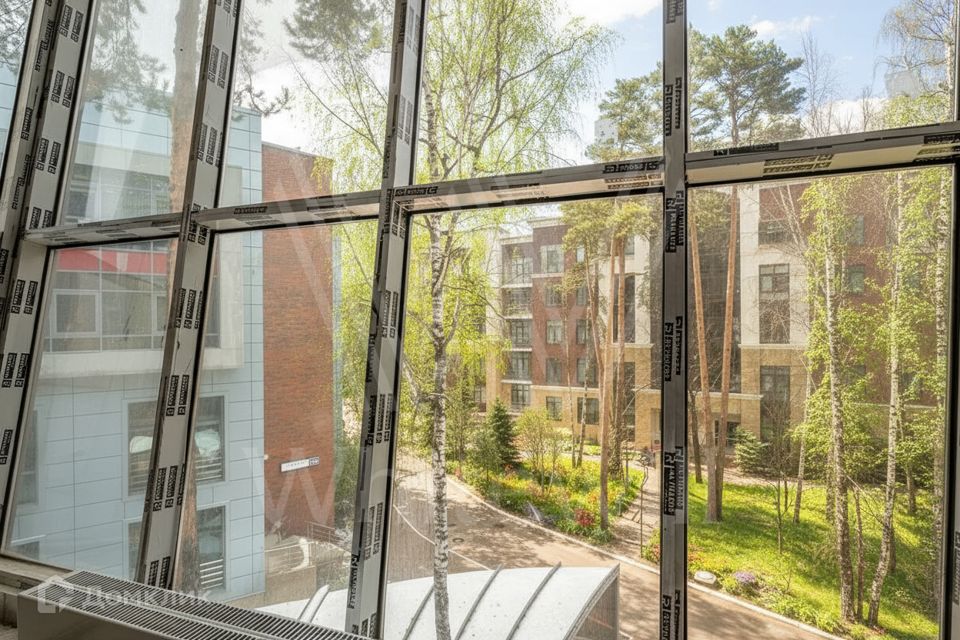 Продаётся 4-комнатная квартира, 158 м²