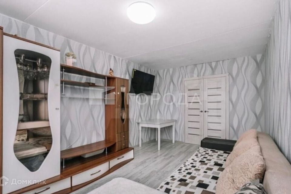 Продаётся 3-комнатная квартира, 57.2 м²