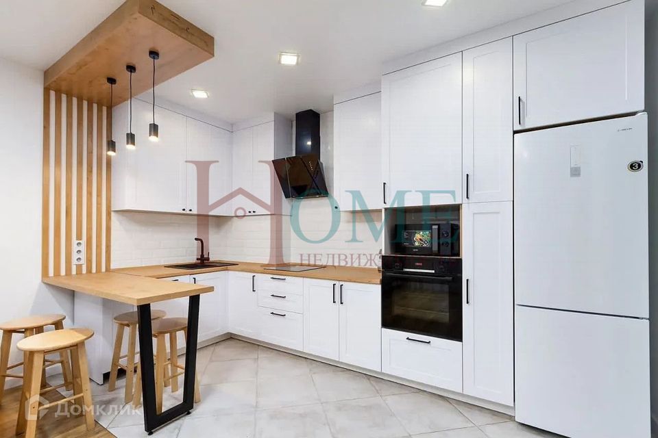 Сдаётся 3-комнатная квартира, 85 м²