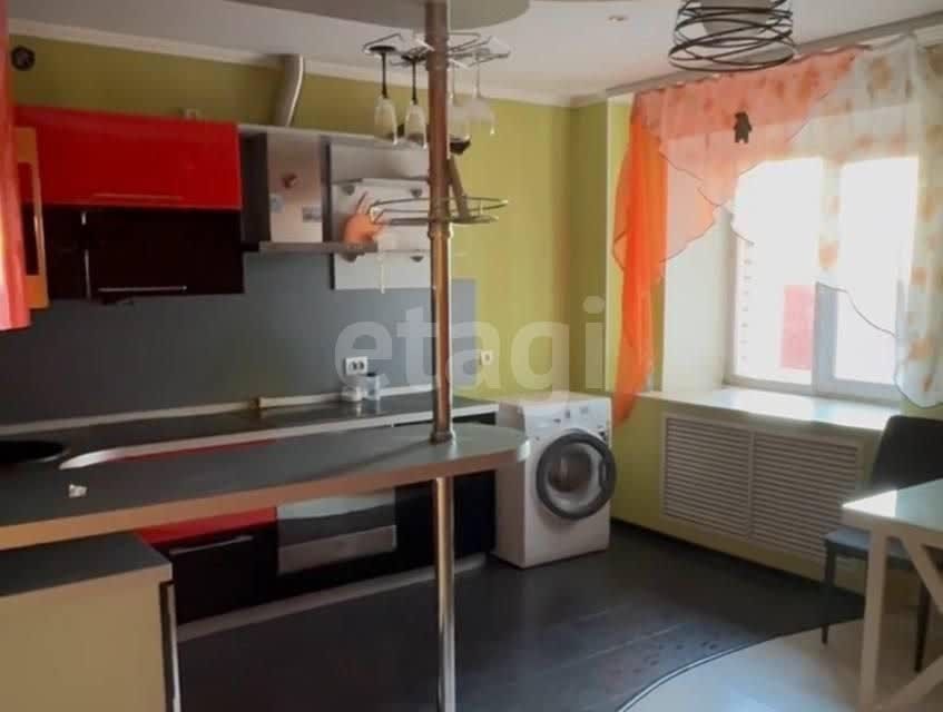 Продаётся 3-комнатная квартира, 138.1 м²