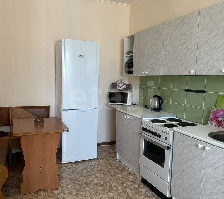 Сдаётся 1-комнатная квартира, 50 м²