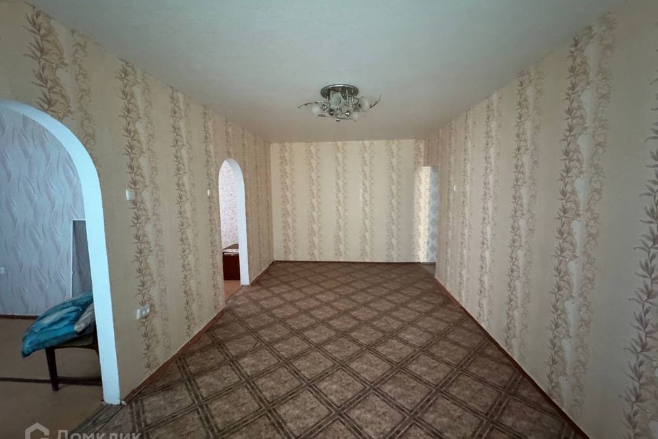 Продаётся 3-комнатная квартира, 47.6 м²