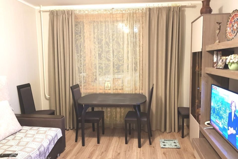 Продаётся 2-комнатная квартира, 40.5 м²