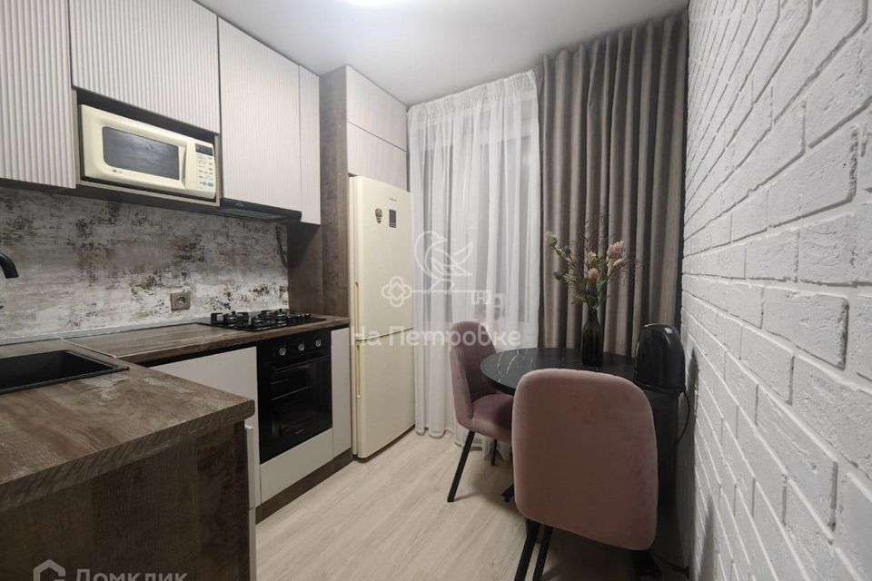 Продаётся 2-комнатная квартира, 41.2 м²