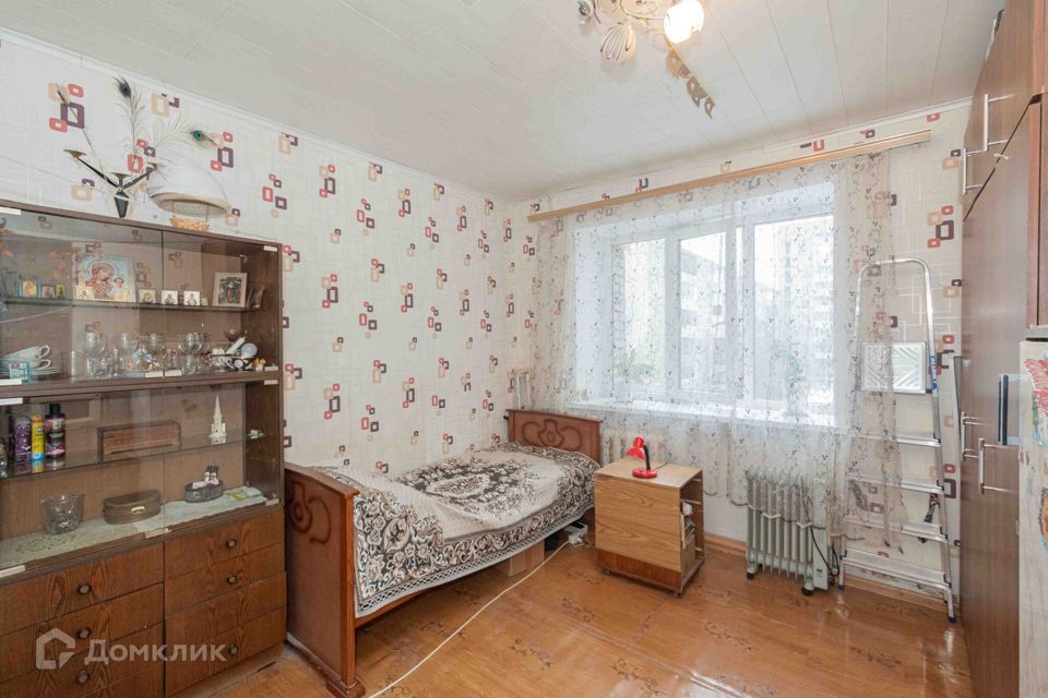 Продаётся комната в 8-комн. квартире, 12 м²
