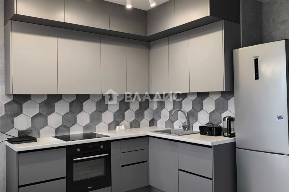 Продаётся 2-комнатная квартира, 65 м²