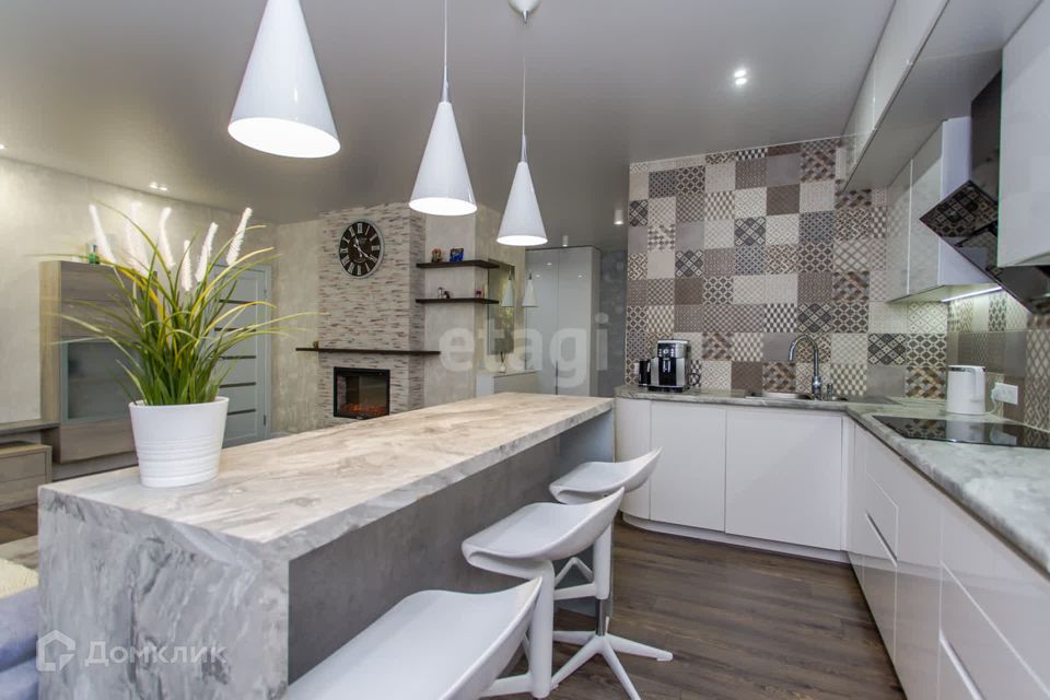 Продаётся 3-комнатная квартира, 79.4 м²