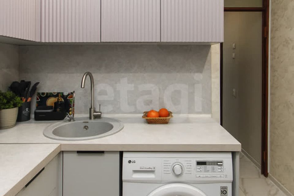 Продаётся 3-комнатная квартира, 62 м²