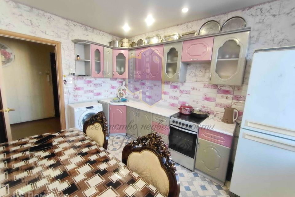 Продаётся 4-комнатная квартира, 80.6 м²