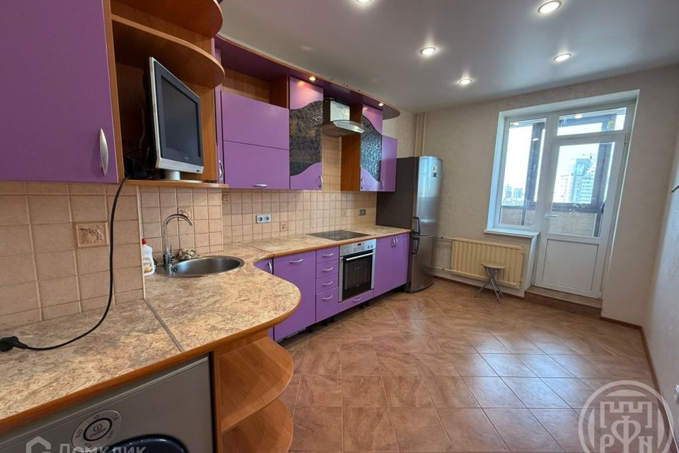 Продаётся 1-комнатная квартира, 47 м²