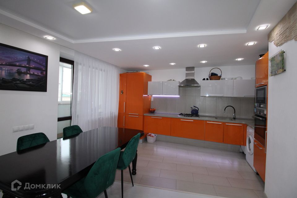 Продаётся 2-комнатная квартира, 61.1 м²