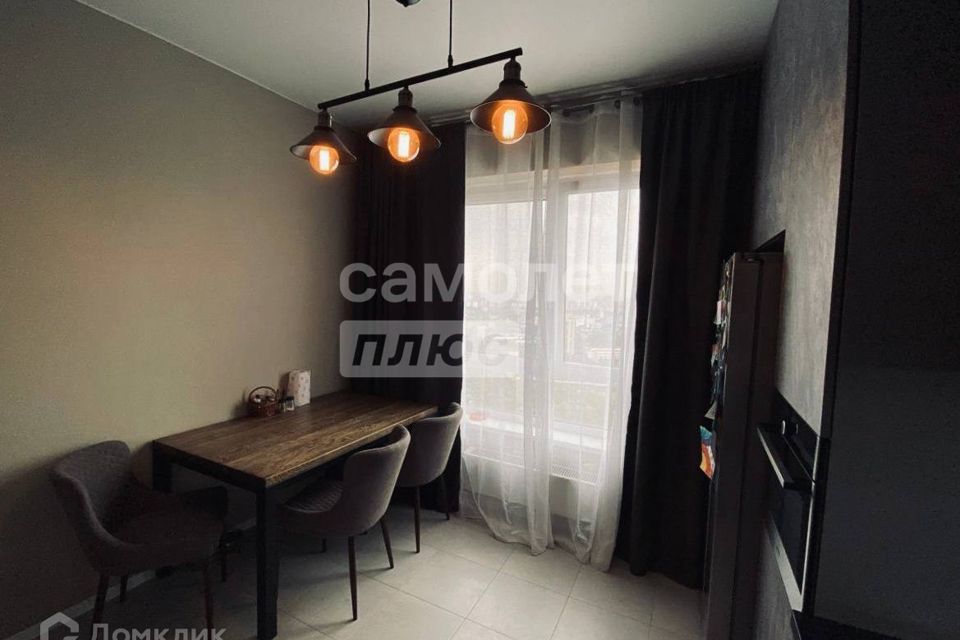 Продаётся 2-комнатная квартира, 66.6 м²