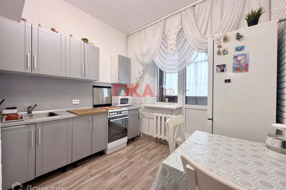 Продаётся 1-комнатная квартира, 35.3 м²