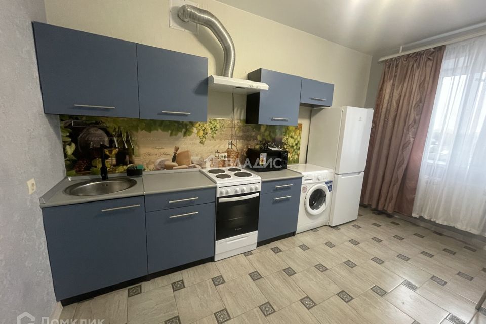 Сдаётся 1-комнатная квартира, 42 м²