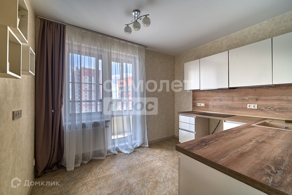 Продаётся 1-комнатная квартира, 37.7 м²