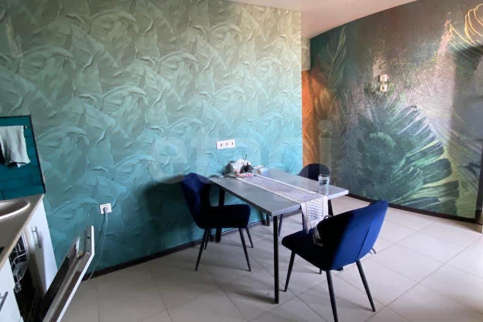 Продаётся 2-комнатная квартира, 78 м²