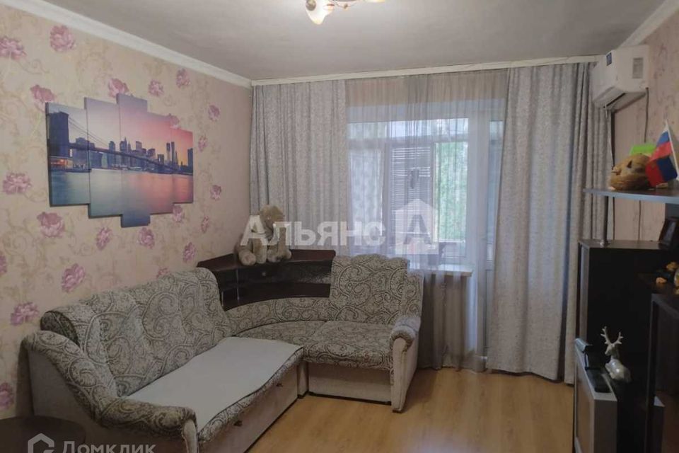 Продаётся 2-комнатная квартира, 43.7 м²