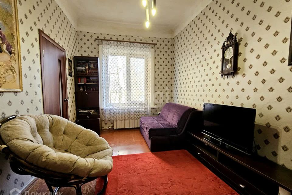 Продаётся 3-комнатная квартира, 38.7 м²