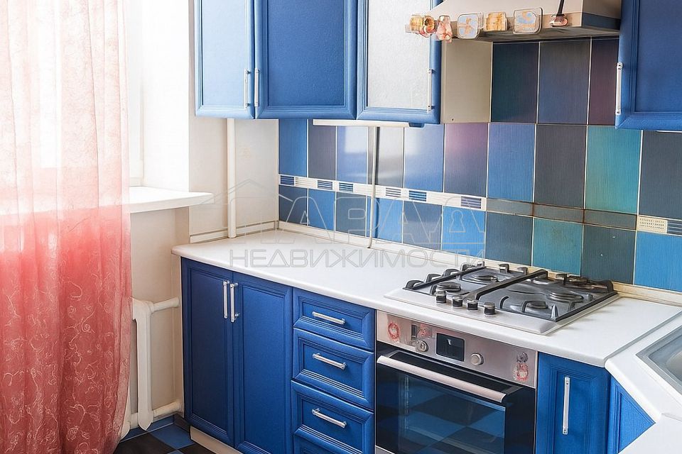 Продаётся 2-комнатная квартира, 51.7 м²