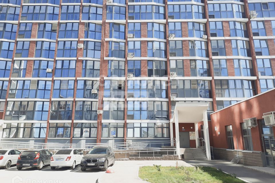 Продаётся 3-комнатная квартира, 82 м²