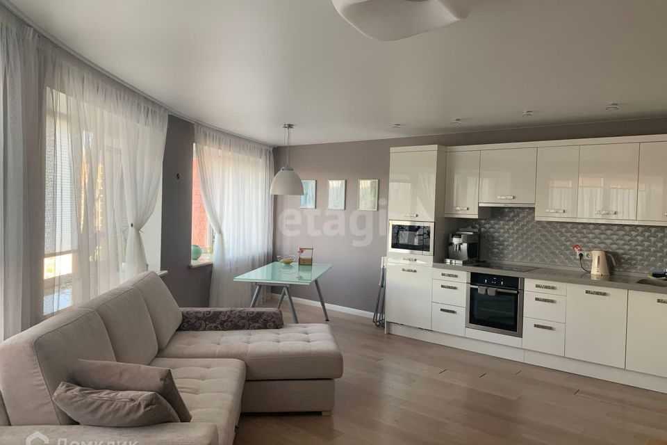 Продаётся 3-комнатная квартира, 86 м²