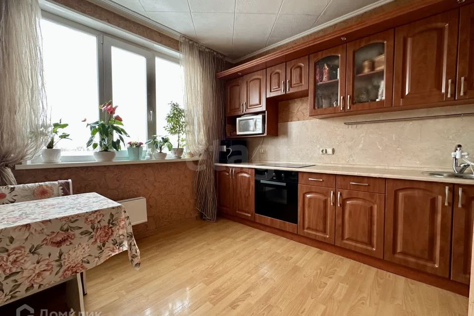 Продаётся 2-комнатная квартира, 56.3 м²