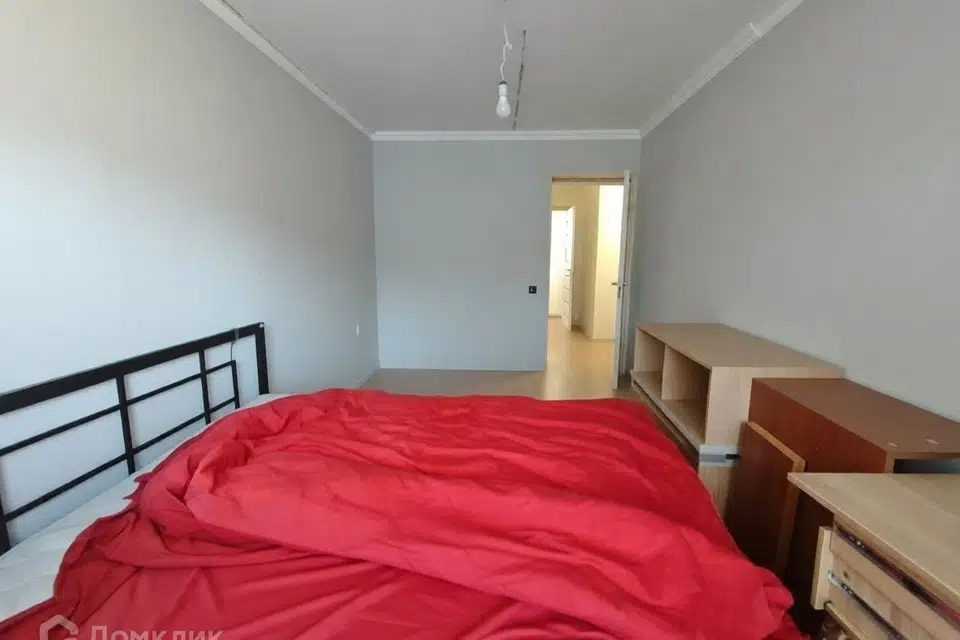 Продаётся 4-комнатная квартира, 79.8 м²